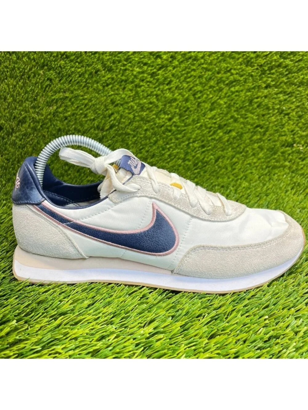 Nike Waffle Trainer 2 SE Boys Size 7Y Beige Blue Athletic Running Shoes Sneakers